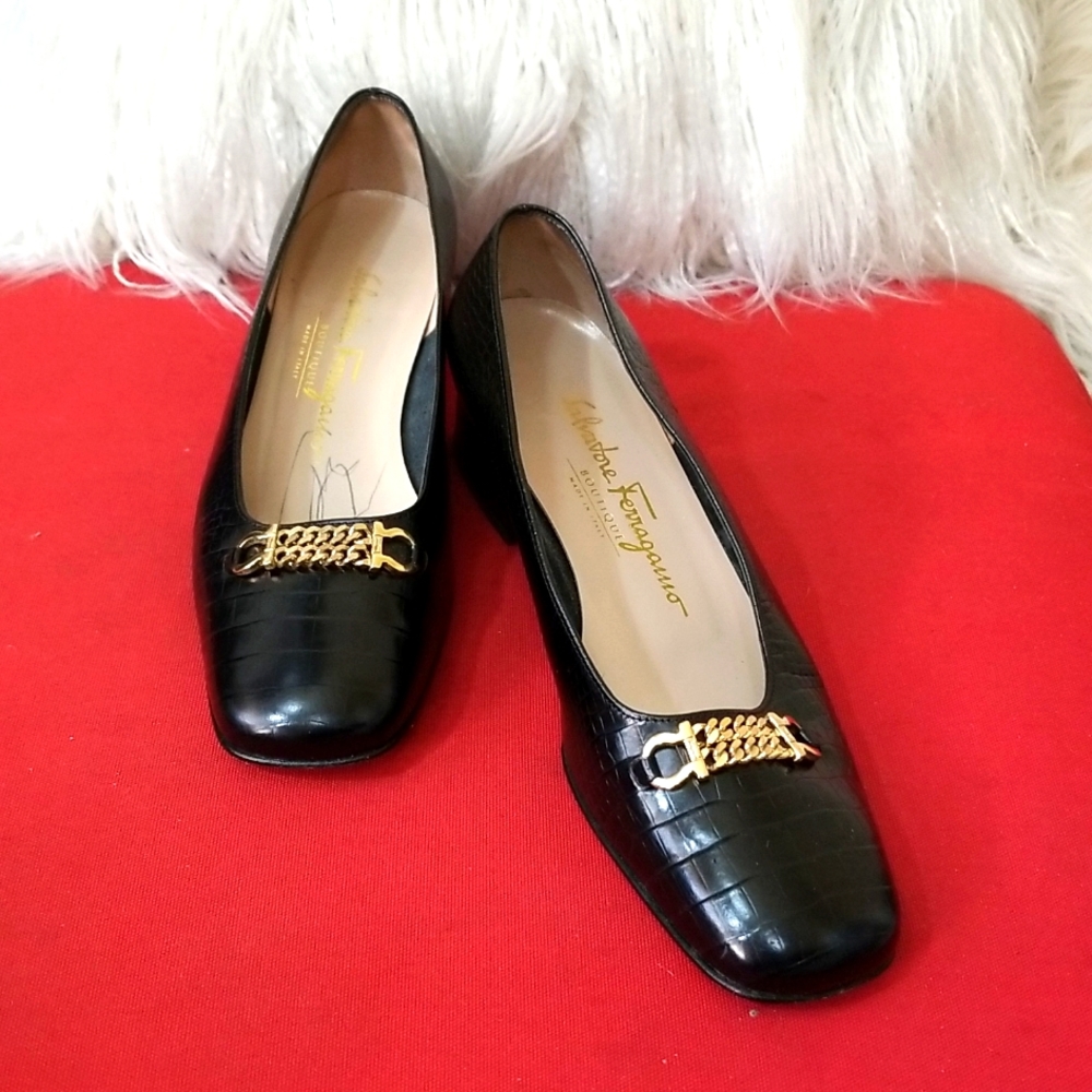 SALVADORE FERRAGAMO SHOES